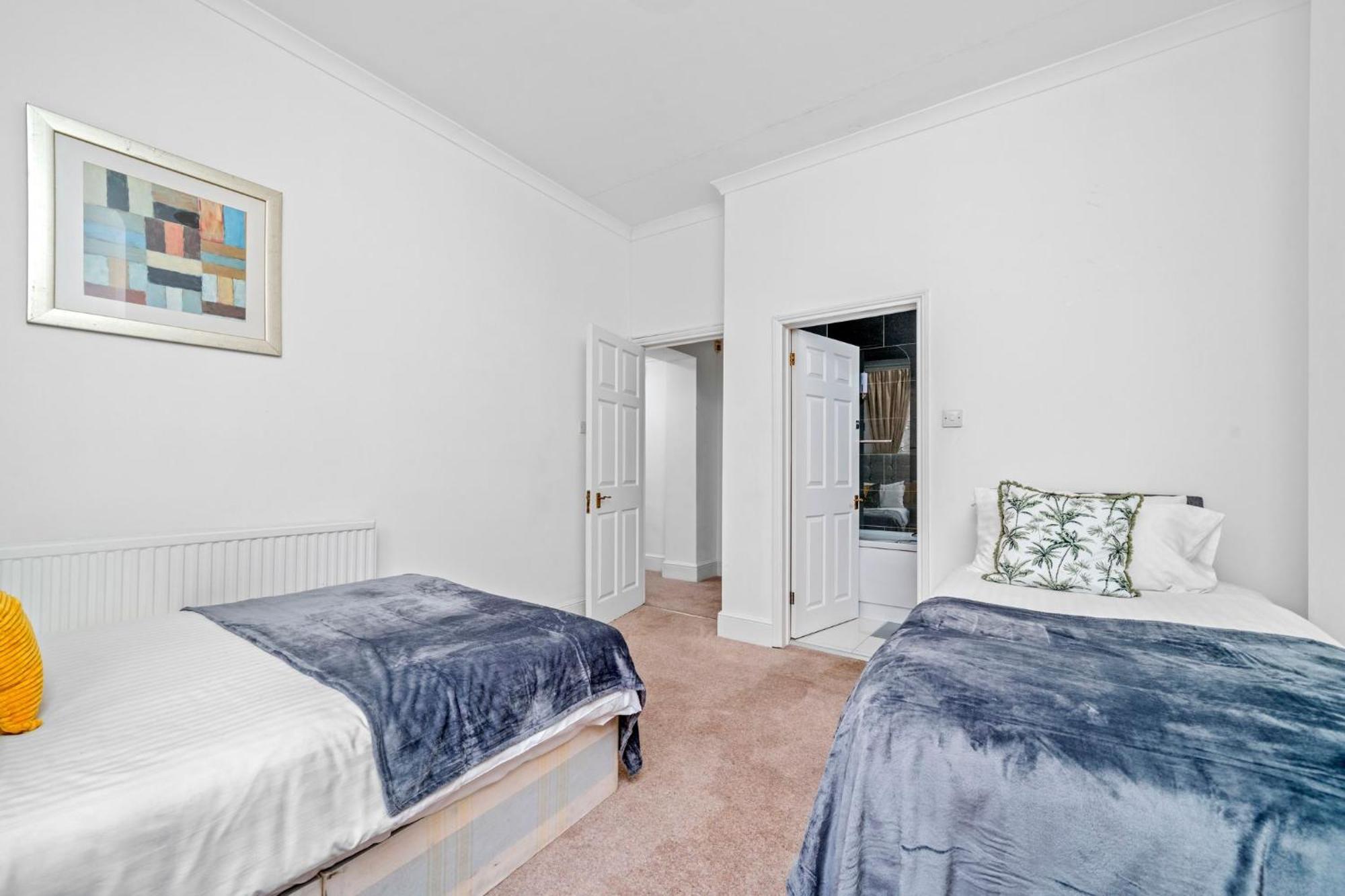 Appartement Elegant 2bed By 02 Arena, Airport With Fast Wi-fi And Parking *