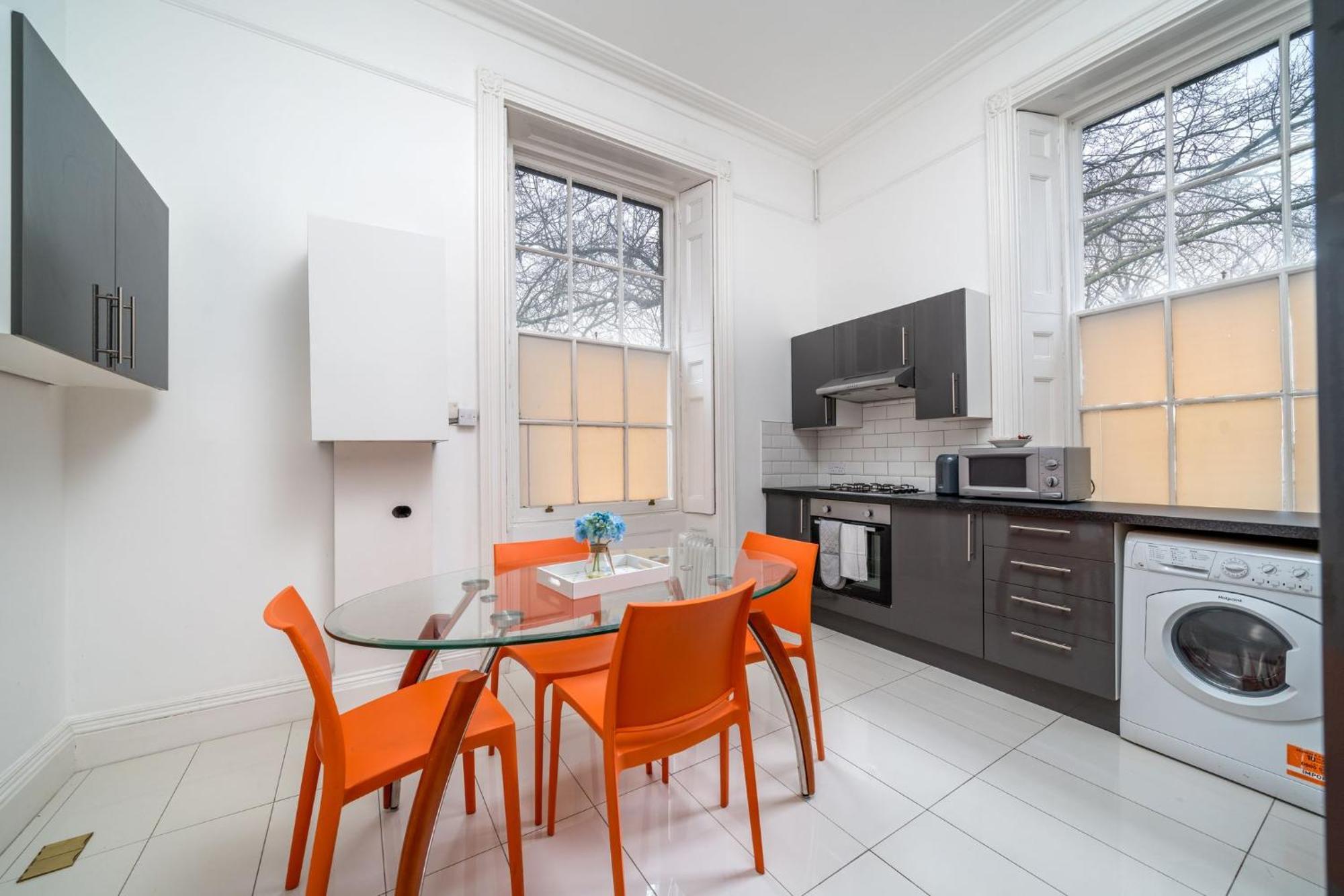 Appartement Elegant 2bed By 02 Arena, Airport With Fast Wi-fi And Parking *